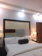 Premiership UK Suites