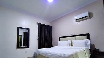 Beckett Suites