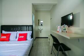 OYO 1078 Fakhira Residence