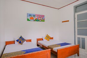 OYO Life 2638 Hotel Raya