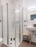 Limehome Trier Nikolaus-Leis-Strasse