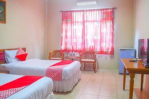 Super OYO 1240 Hotel Pantai Jaya