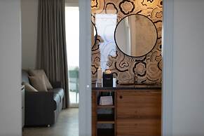 Midenza Seaside & Nature Retreat