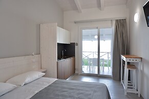 Midenza Seaside & Nature Retreat