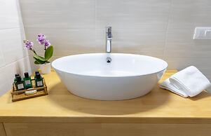 Midenza Seaside & Nature Retreat