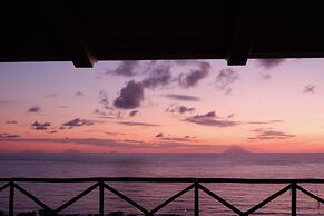 Midenza Seaside & Nature Retreat