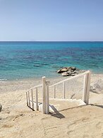 Midenza Seaside & Nature Retreat