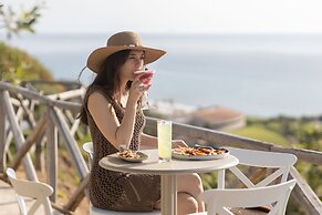 Midenza Seaside & Nature Retreat