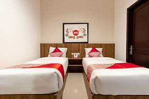 Super OYO 1183 Papakoel