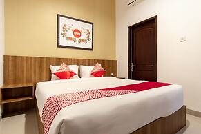 Super OYO 1183 Papakoel