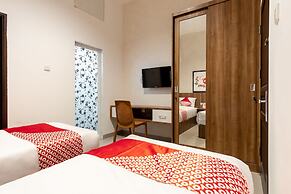 Super OYO 1183 Papakoel