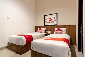 Super OYO 1183 Papakoel