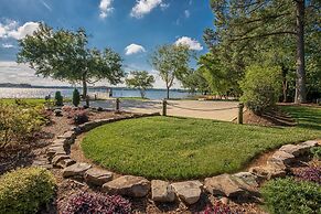 Lake Norman Breakaway