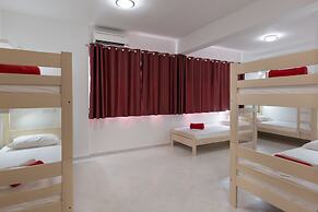 Hostel Free Bird - Adults Only