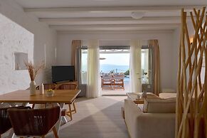 Mythology Naxos Villas & Suites