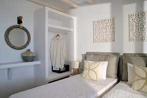 Mythology Naxos Villas & Suites