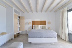 Mythology Naxos Villas & Suites