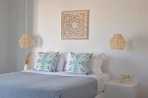 Mythology Naxos Villas & Suites