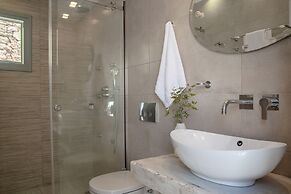 Mythology Naxos Villas & Suites