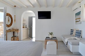 Mythology Naxos Villas & Suites