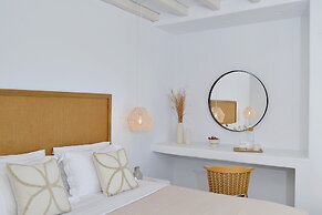 Mythology Naxos Villas & Suites