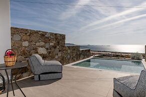 Mythology Naxos Villas & Suites