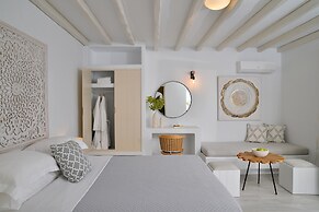 Mythology Naxos Villas & Suites