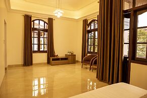 Van Xuan Royal Hotel