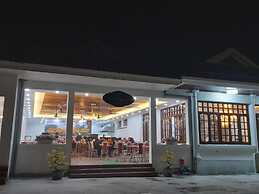 Van Xuan Royal Hotel