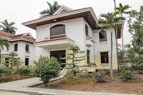 Van Xuan Royal Hotel