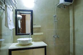 Van Xuan Royal Hotel