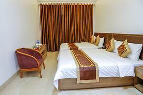 Van Xuan Royal Hotel