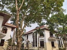 Van Xuan Royal Hotel