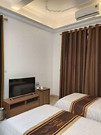 Van Xuan Royal Hotel