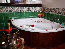 Apartamentos La Suerte