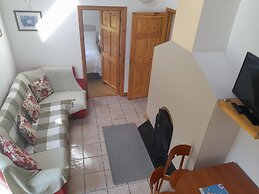 Burren Way Cottage No 1