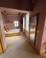Mere Brook House