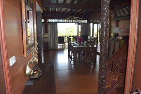 4 bedroom beachfront Villa 3 SDV024-By Samui Dream Villas
