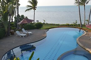 4 bedroom beachfront Villa 3 SDV024-By Samui Dream Villas