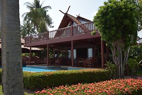 3 Bedroom Beach Front Villa with Private Pool - P3 SDV026-By Samui Dre