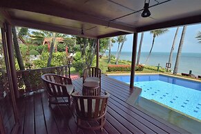 3 Bedroom Beach Front Villa with Private Pool - P3 SDV026-By Samui Dre