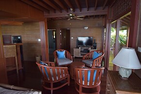 3 Bedroom Beach Front Villa with Private Pool - P3 SDV026-By Samui Dre