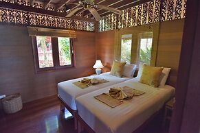 3 Bedroom Beach Front Villa with Private Pool - P3 SDV026-By Samui Dre