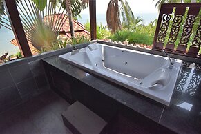 3 Bedroom Beach Front Villa with Private Pool - P3 SDV026-By Samui Dre