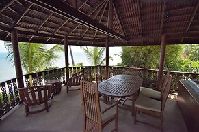3 Bedroom Beach Front Villa with Private Pool - P3 SDV026-By Samui Dre