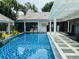 3 Bedroom Villa - just 3 minutes walk to the beach SDV033-By Samui Dre