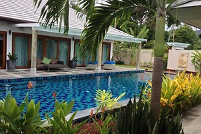 3 Bedroom Villa - just 3 minutes walk to the beach SDV033-By Samui Dre