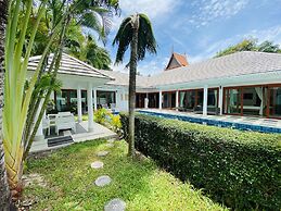 3 Bedroom Villa - just 3 minutes walk to the beach SDV033-By Samui Dre