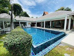 3 Bedroom Villa - just 3 minutes walk to the beach SDV033-By Samui Dre