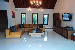 3 Bedroom Villa - just 3 minutes walk to the beach SDV033-By Samui Dre
